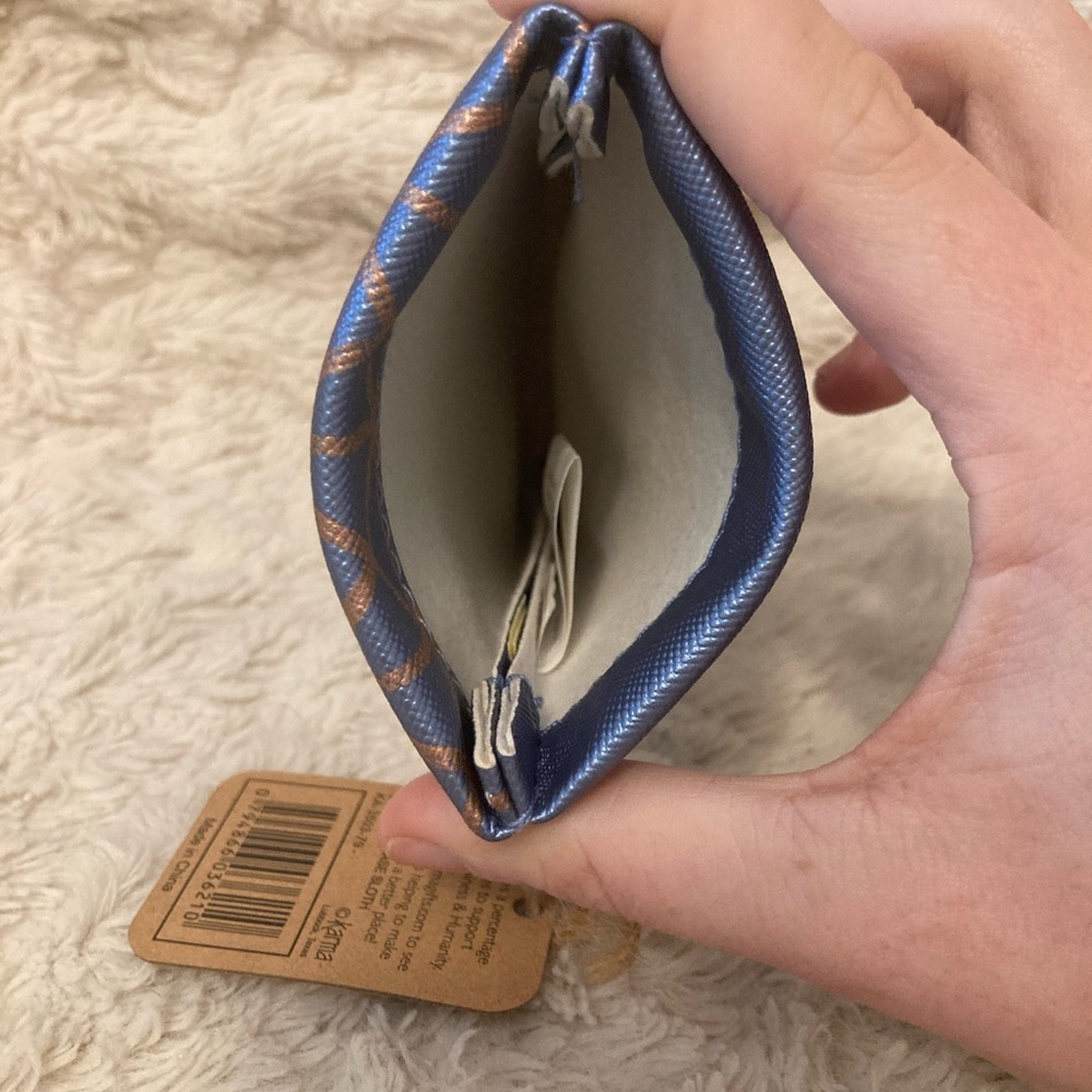 Sloth Eyeglass Case - Picture 5 of 5